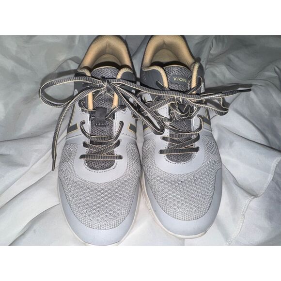 Vionic sneakers - Picture 2 of 9